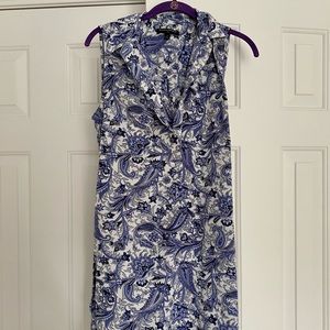 Banana republic size 4 sleeveless blue & white dress, great for summer and work